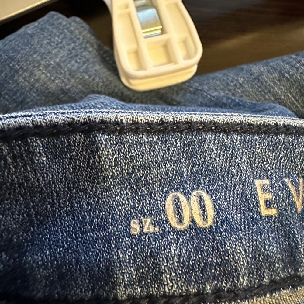 WHBM Jeans - Picture 7 of 7